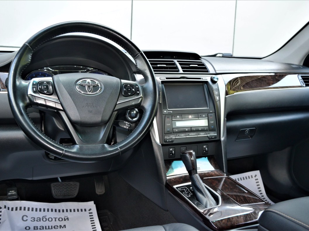Toyota Camry Престиж 2.5 АКПП фото 15