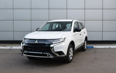 Mitsubishi Outlander Inform 2.0 CVT превью 3
