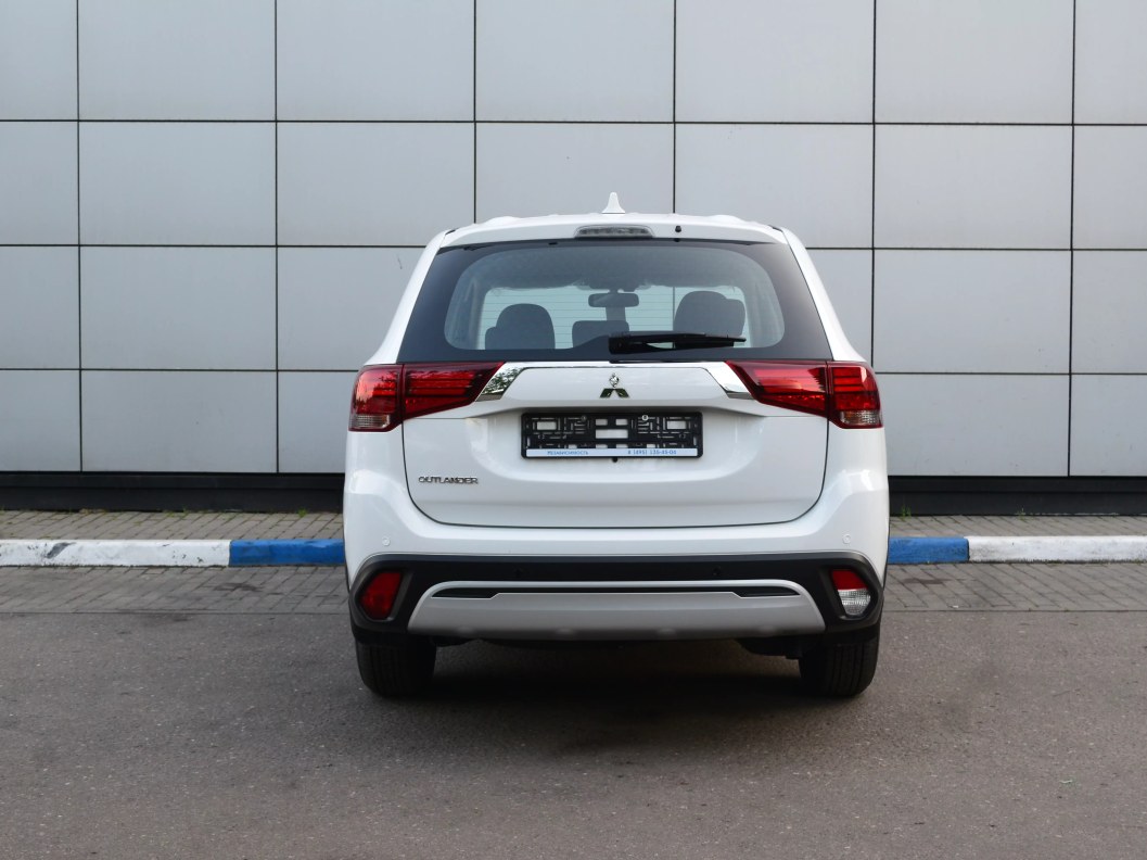 Mitsubishi Outlander Inform 2.0 CVT фото 6
