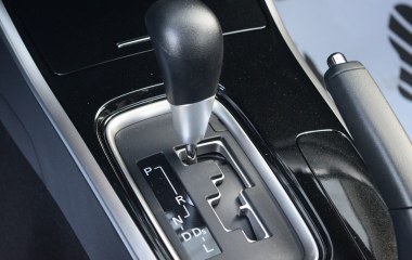 Mitsubishi Outlander Inform 2.0 CVT превью 18