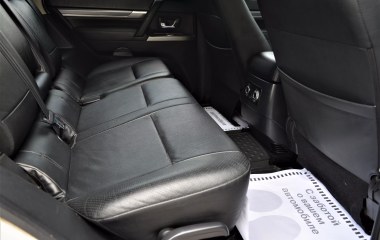 Mitsubishi Pajero Instyle S82 3.2 АКПП превью 12