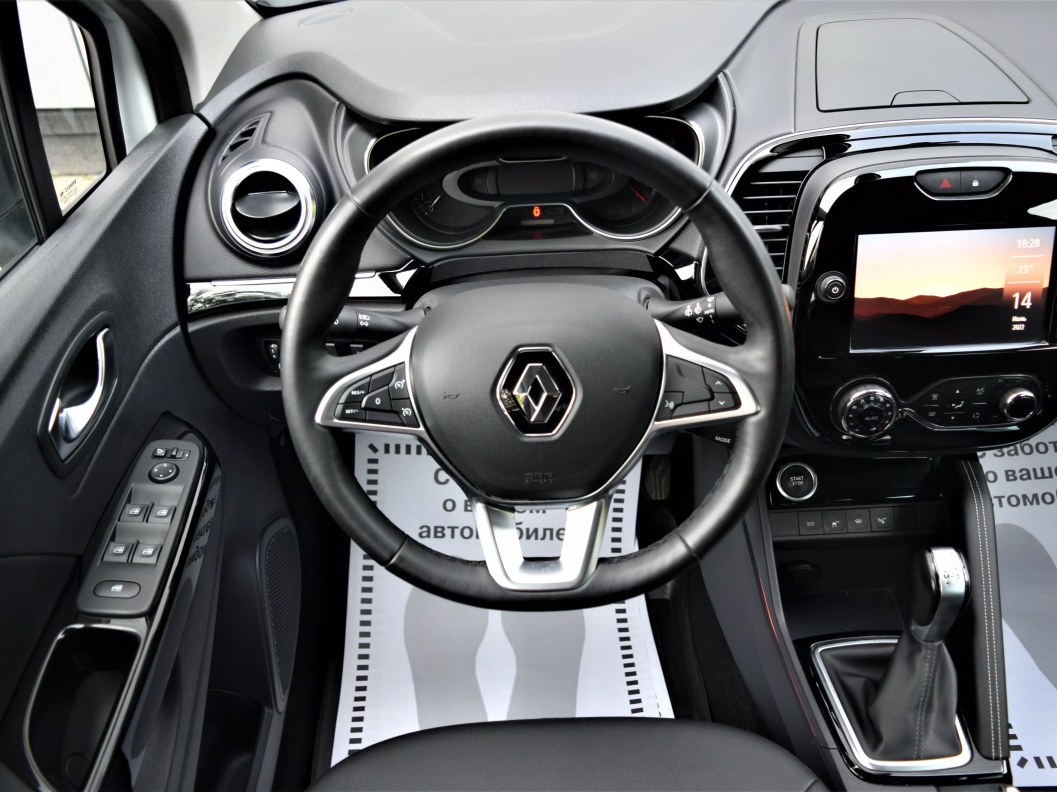 Renault Kaptur полный привод CVT фото 13
