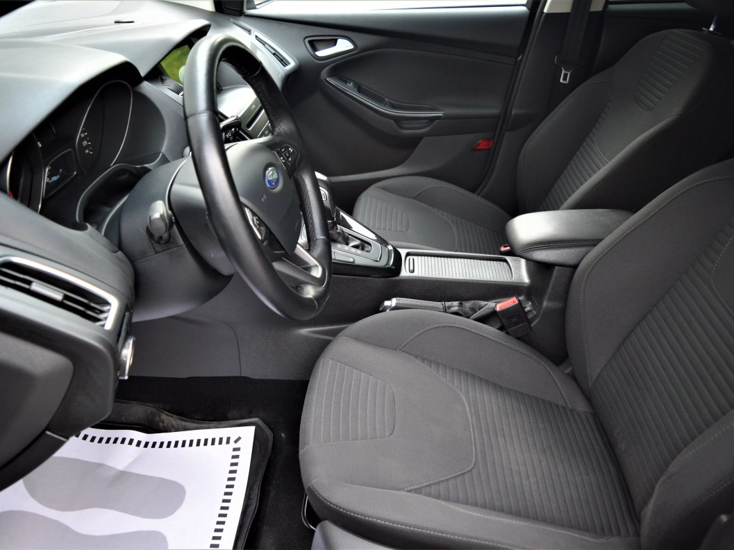 Ford Focus Titanium 1.5 АКПП фото 9
