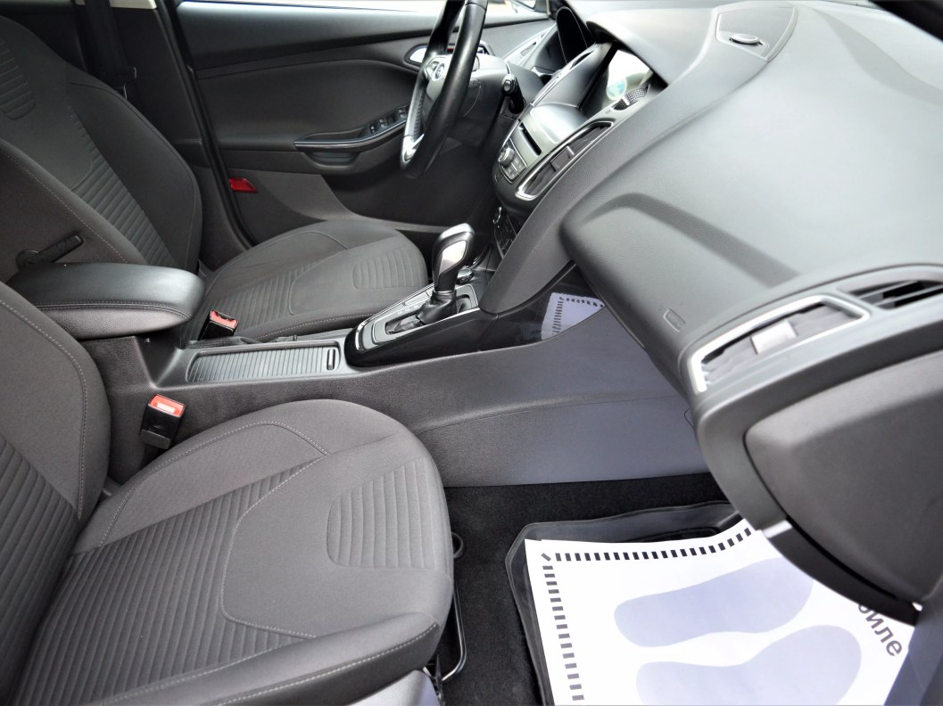Ford Focus Titanium 1.5 АКПП фото 11