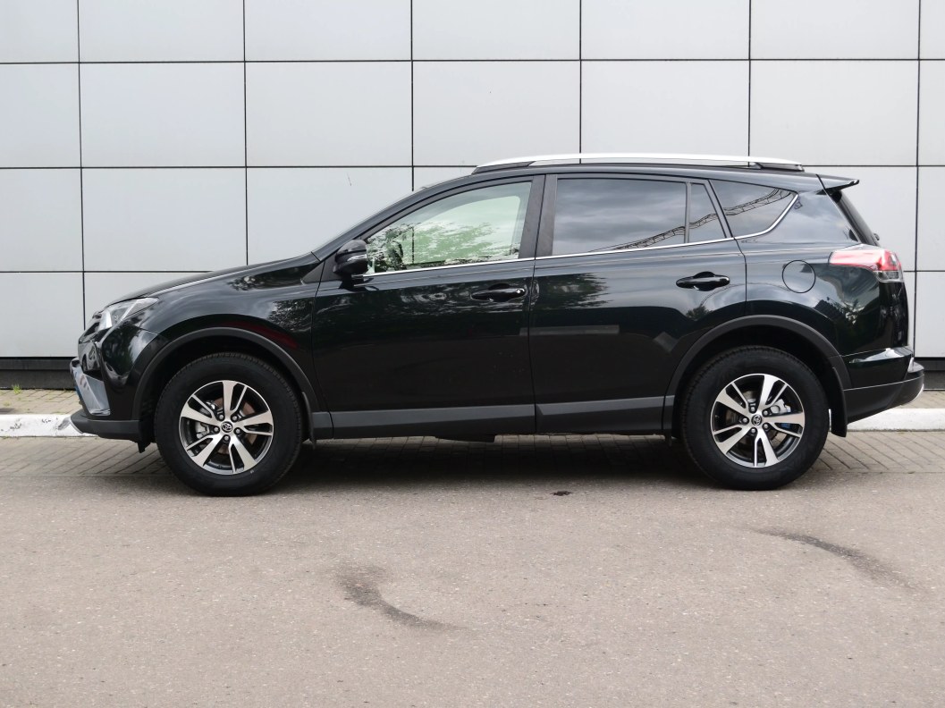 Toyota RAV4 Adventure 2.0 CVT фото 4