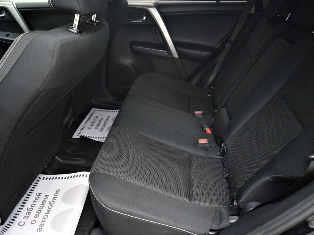 Toyota RAV4 Adventure 2.0 CVT фото 12