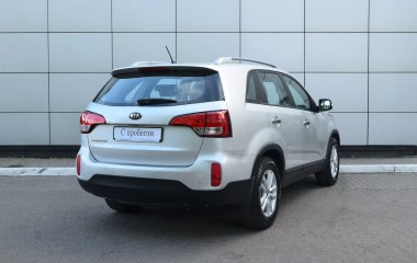 Kia Sorento 2.4 АКПП превью 7