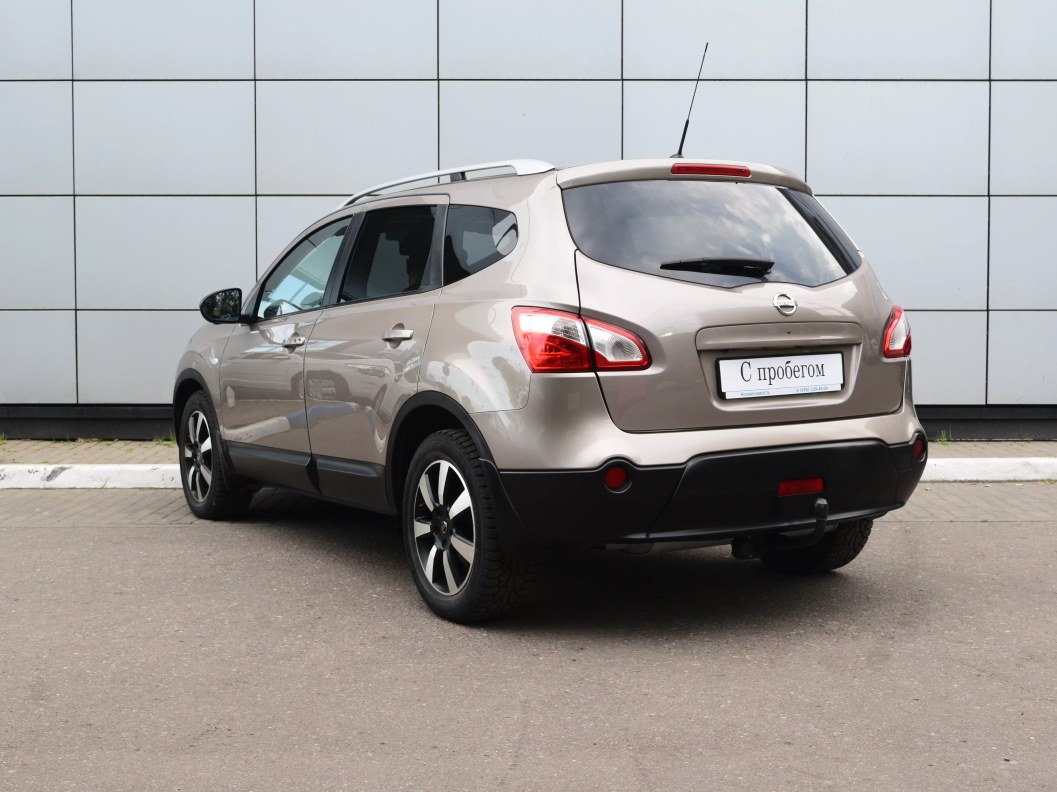 Nissan Qashqai+2 SE+ 2.0 CVT фото 6