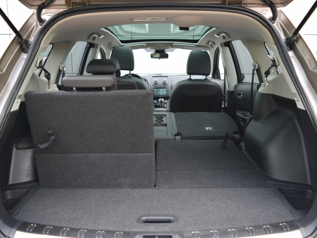 Nissan Qashqai+2 SE+ 2.0 CVT фото 9