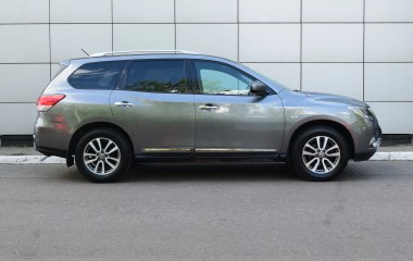 Nissan Pathfinder Mid 3.5 CVT превью 8
