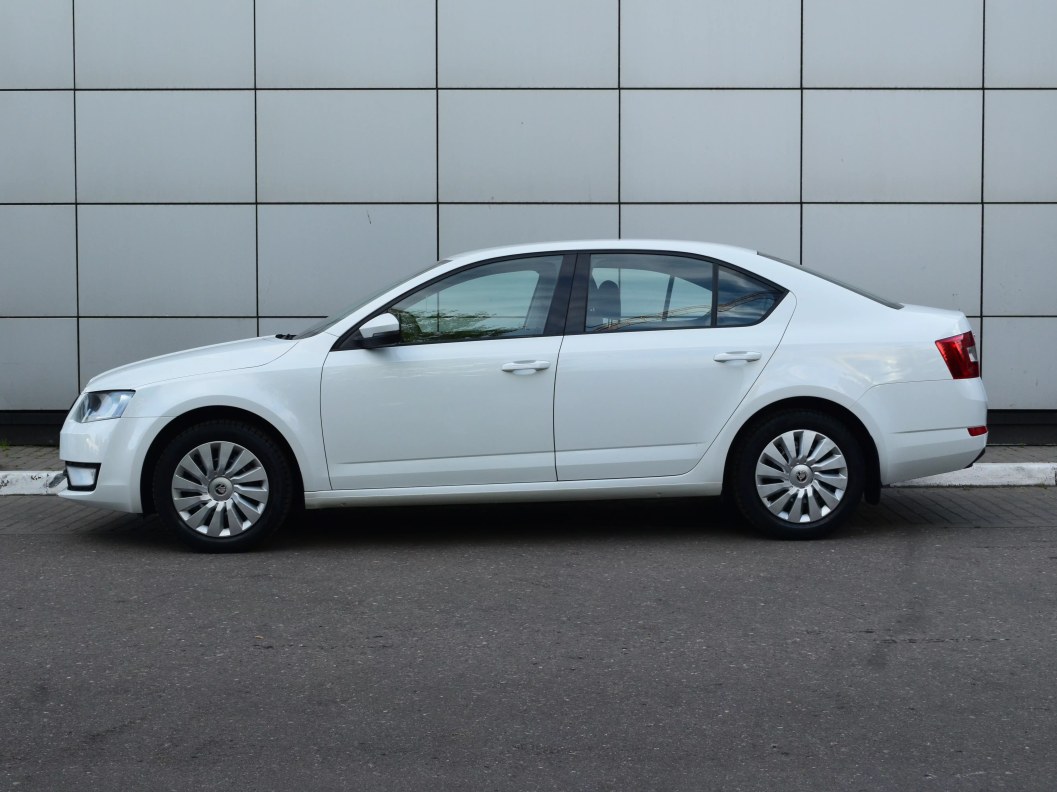 Skoda Octavia Ambition 1.6 МКПП фото 4