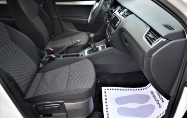Skoda Octavia Ambition 1.6 МКПП превью 11
