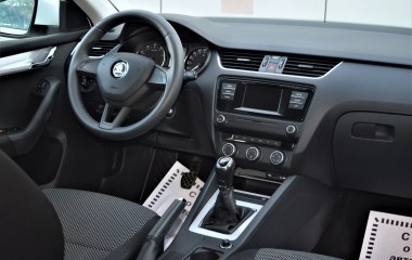 Skoda Octavia Ambition 1.6 МКПП превью 19