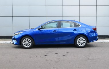 Kia Cerato Comfort 2.0 АКПП превью 4