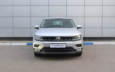 Volkswagen Tiguan CONNECT 1.4 DSG превью 2