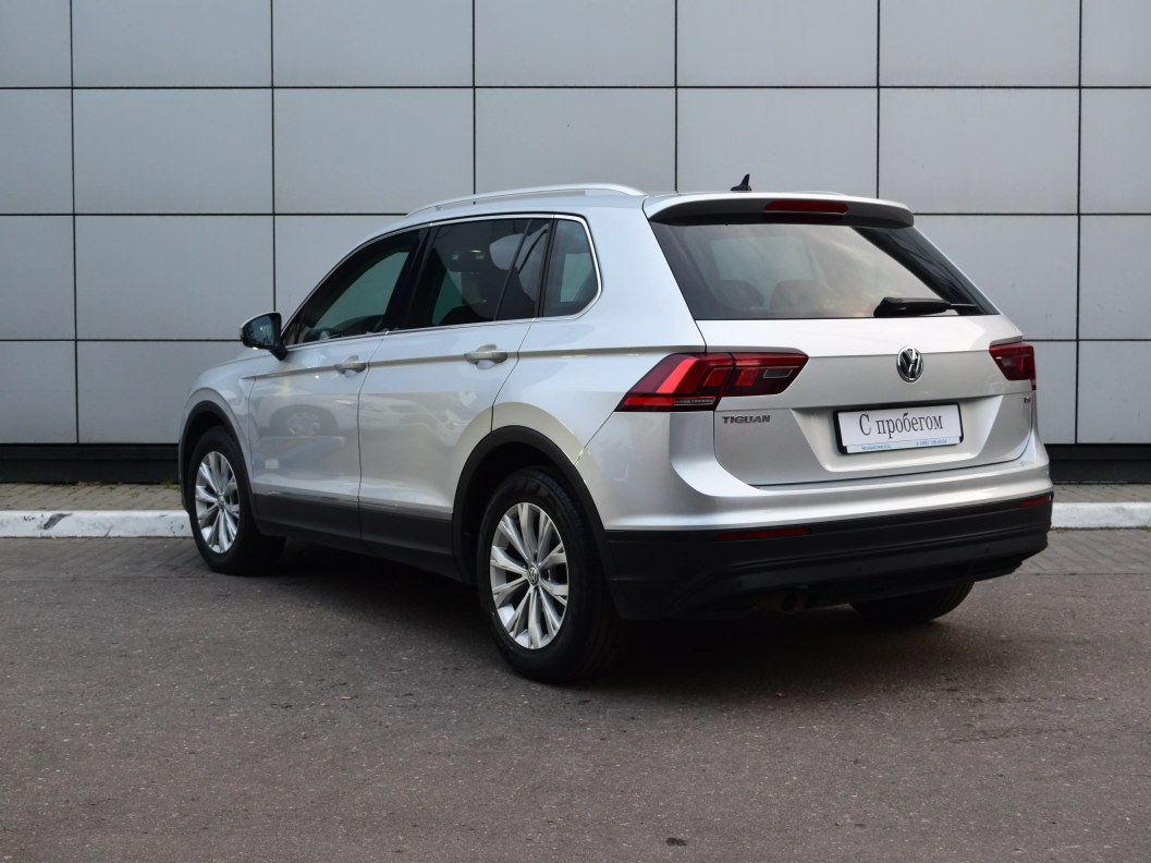 Volkswagen Tiguan CONNECT 1.4 DSG фото 5