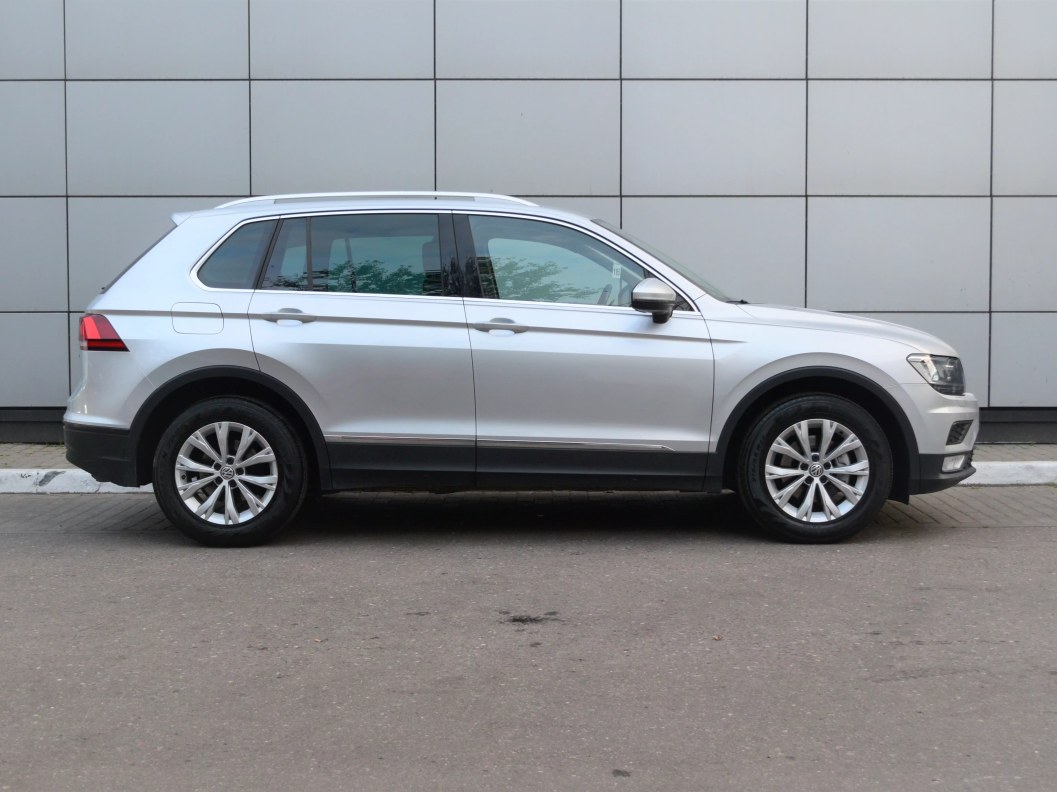 Volkswagen Tiguan CONNECT 1.4 DSG фото 8
