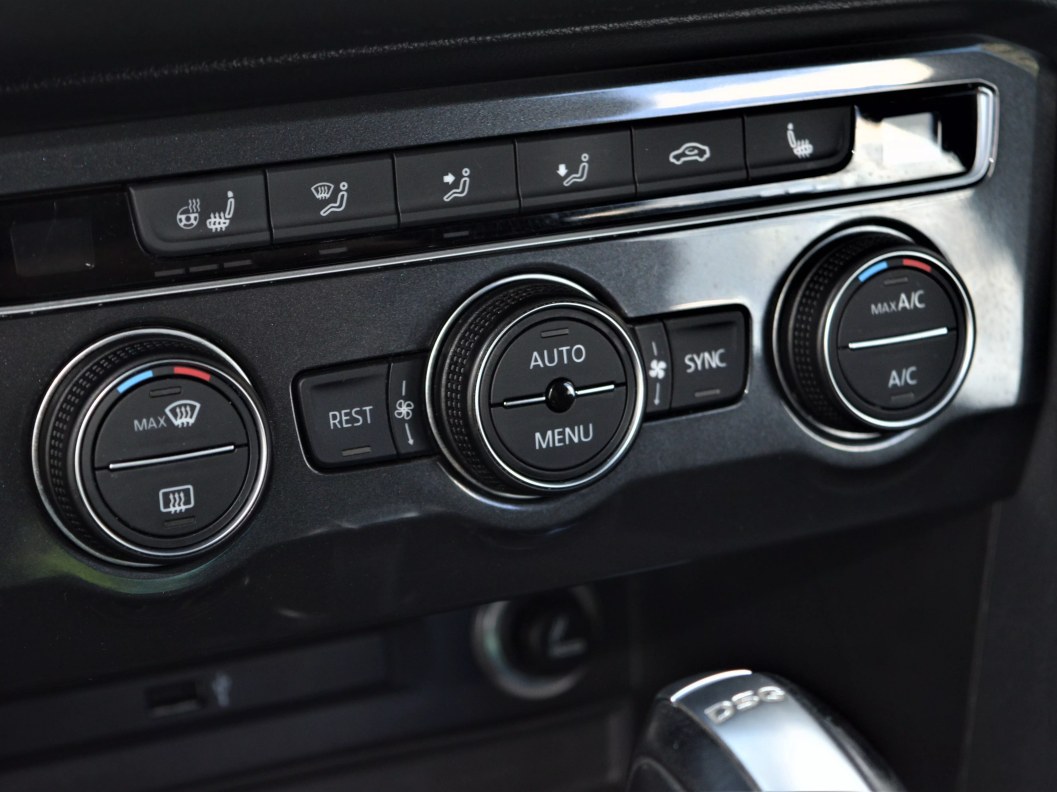 Volkswagen Tiguan CONNECT 1.4 DSG фото 12