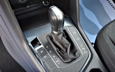 Volkswagen Tiguan CONNECT 1.4 DSG превью 13