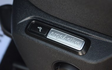 Volkswagen Tiguan CONNECT 1.4 DSG превью 16