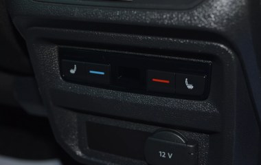 Volkswagen Tiguan CONNECT 1.4 DSG превью 18