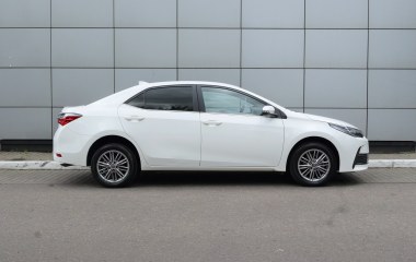 Toyota Corolla Стиль Плюс 1.6 CVT превью 8