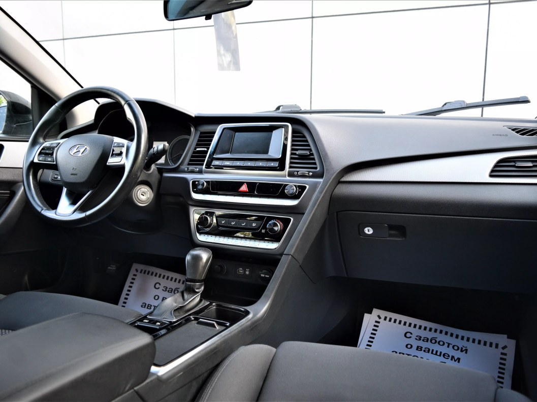 Hyundai Sonata 2.0 АКПП фото 11