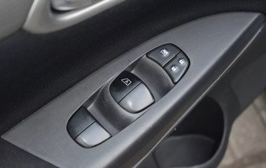 Nissan Sentra Tekna 1.6 CVT превью 15