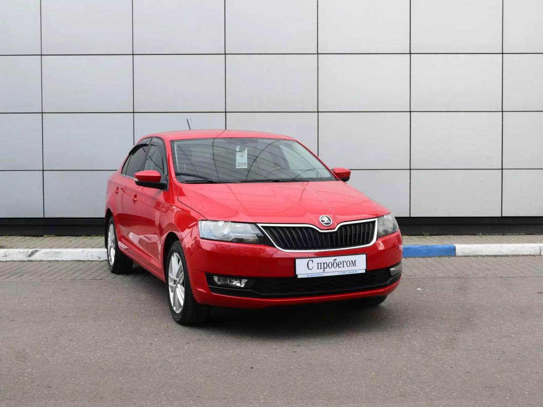 Skoda Rapid 1.6 АКПП фото 1