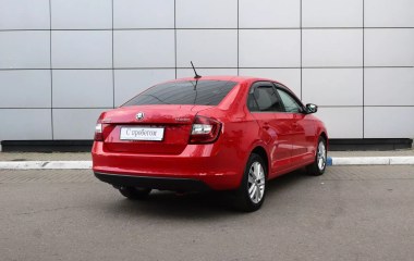 Skoda Rapid 1.6 АКПП превью 6