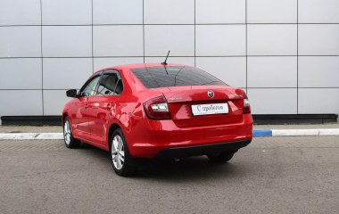 Skoda Rapid 1.6 АКПП превью 8