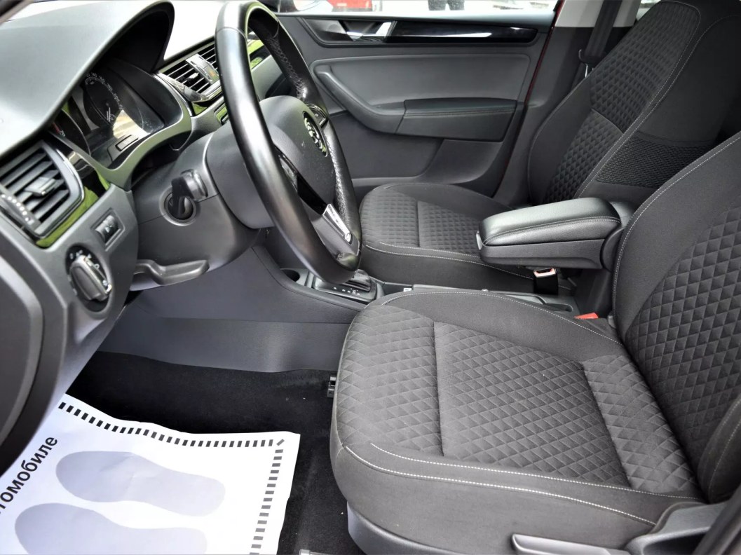 Skoda Rapid 1.6 АКПП фото 9