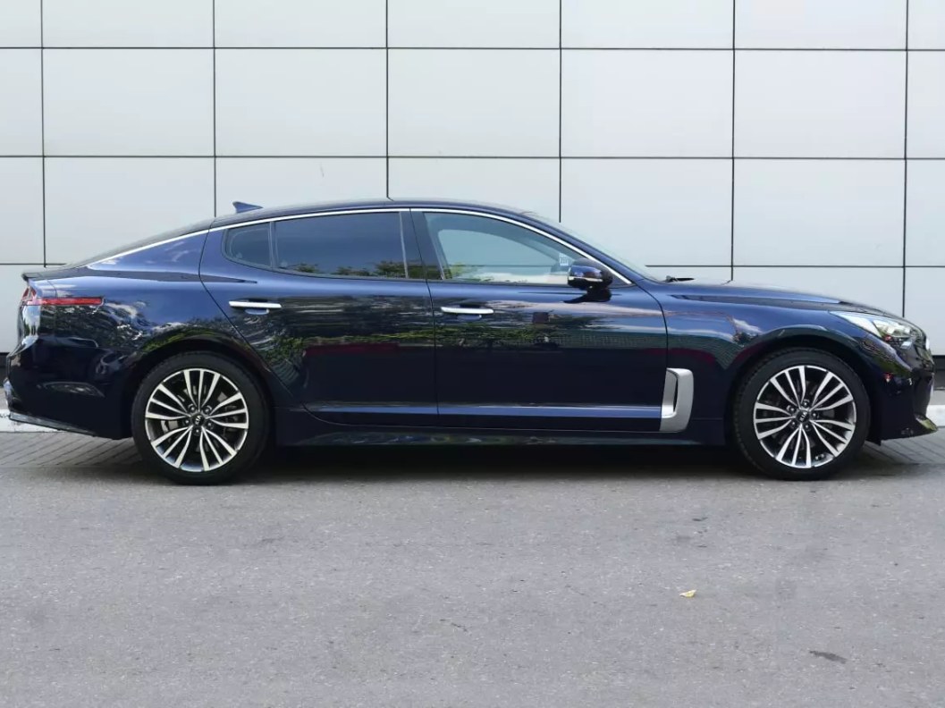 Kia Stinger Luxe 2.0 АКПП фото 4