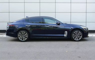 Kia Stinger Luxe 2.0 АКПП превью 4