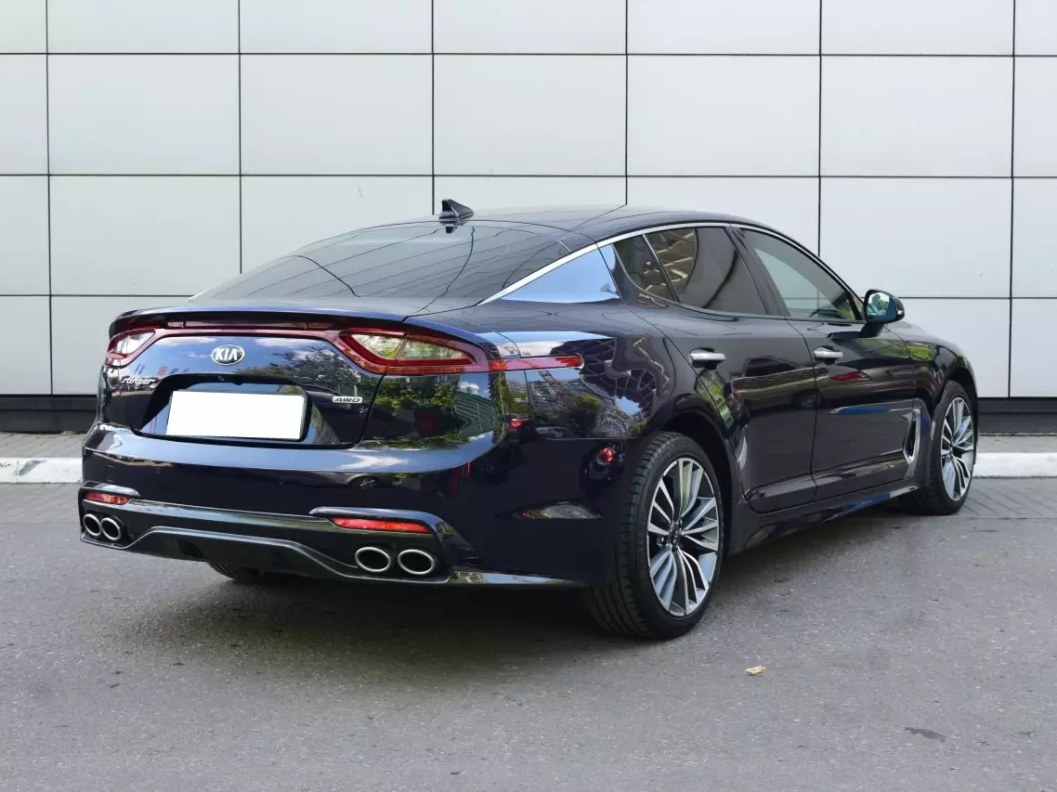 Kia Stinger Luxe 2.0 АКПП фото 6