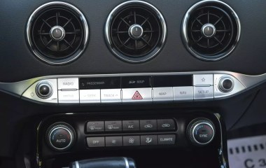 Kia Stinger Luxe 2.0 АКПП превью 16