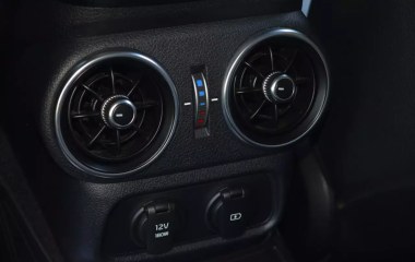 Kia Stinger Luxe 2.0 АКПП превью 17