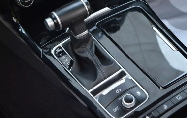 Kia Stinger Luxe 2.0 АКПП превью 18