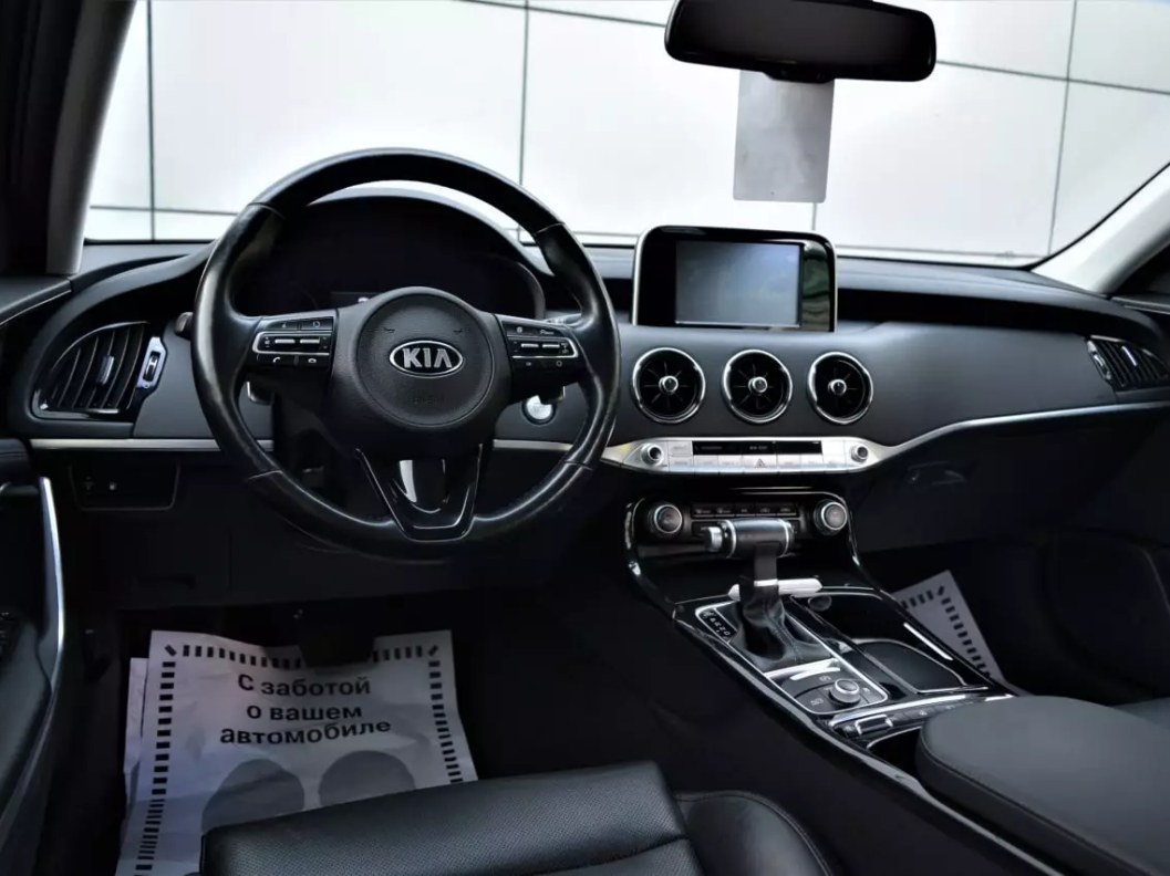 Kia Stinger Luxe 2.0 АКПП фото 19
