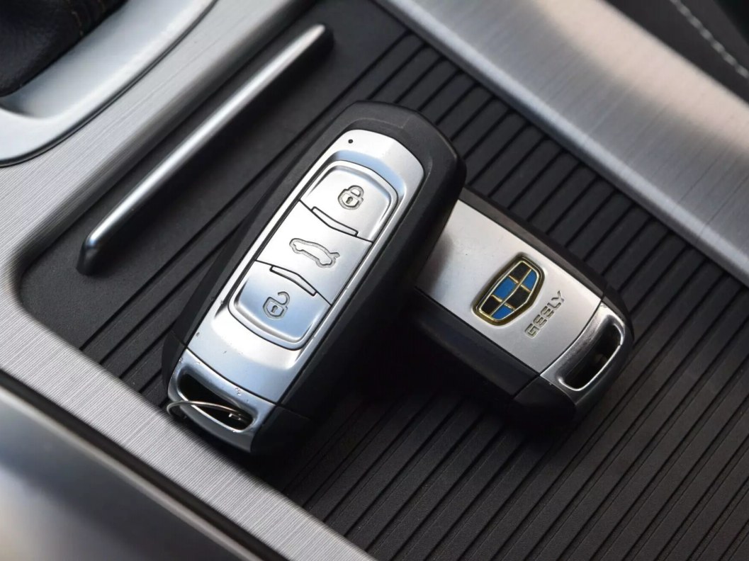 Geely Atlas Комфорт 1.8 АКПП фото 19