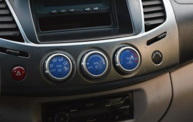 Mitsubishi L200 2.5 АКПП превью 16