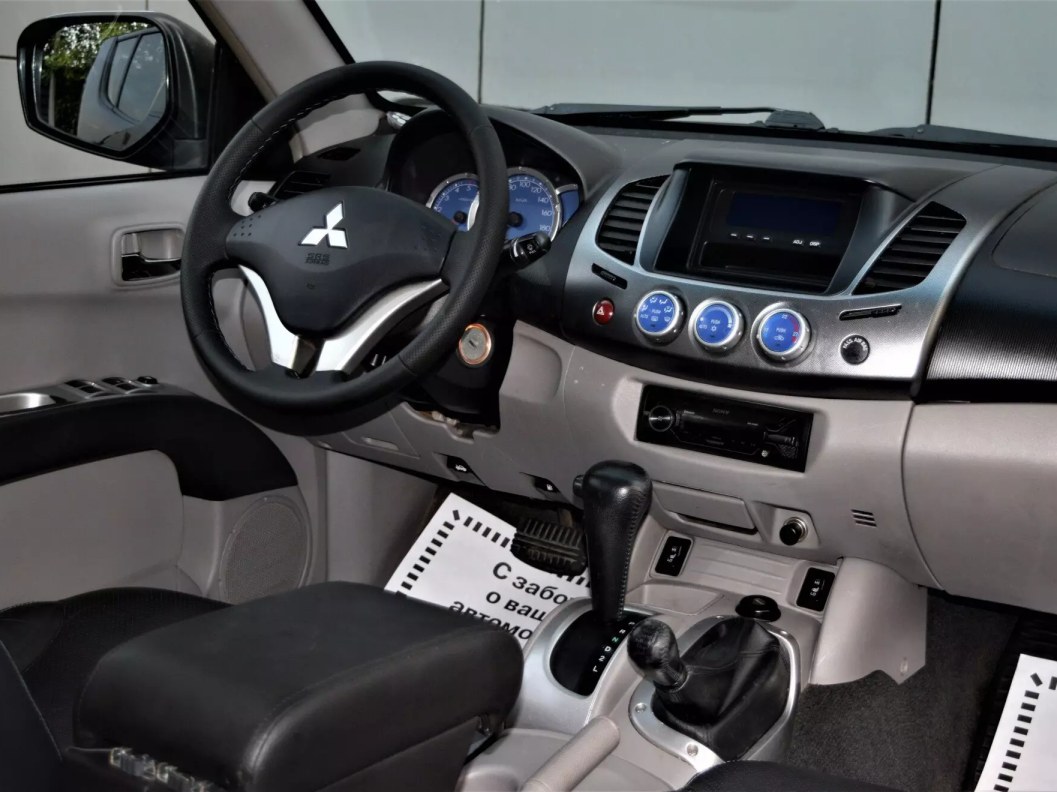 Mitsubishi L200 2.5 АКПП фото 19