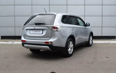 Mitsubishi Outlander Intense S80 2.0 CVT превью 6