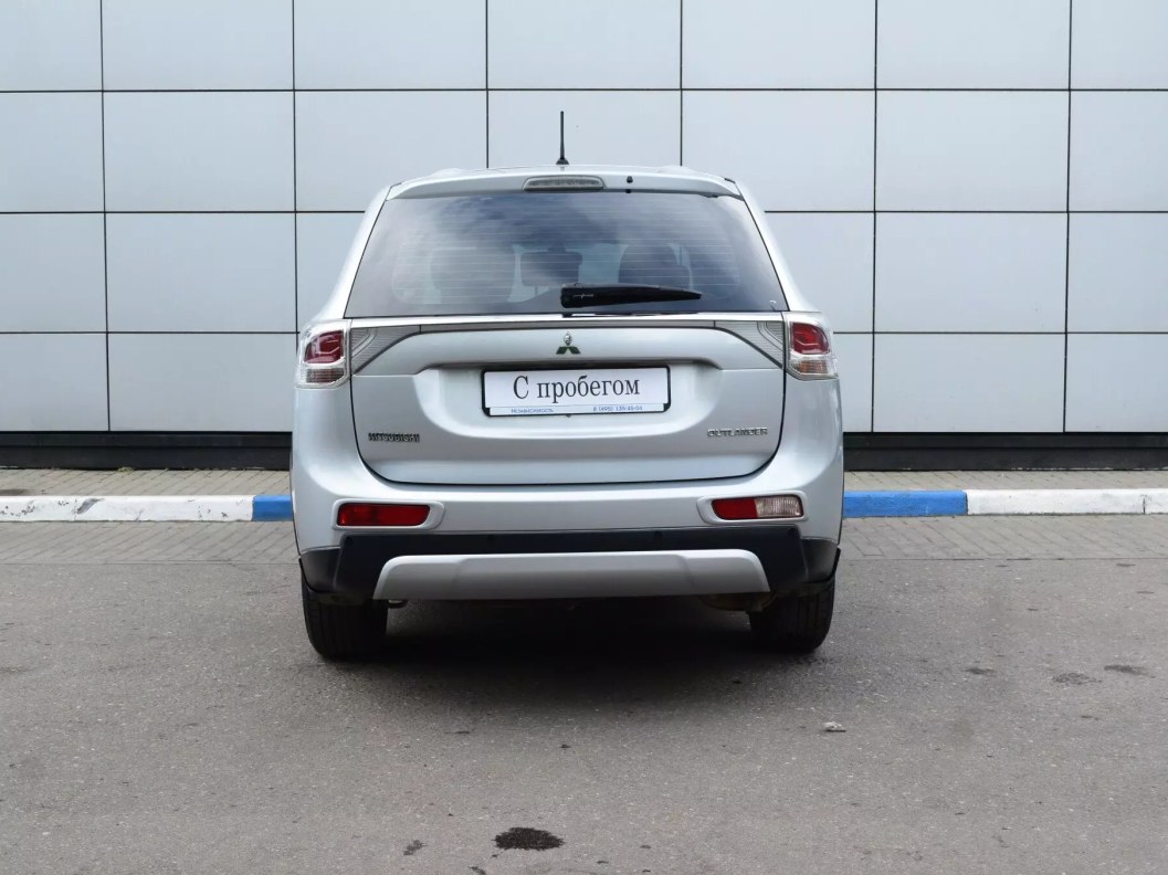 Mitsubishi Outlander Intense S80 2.0 CVT фото 7