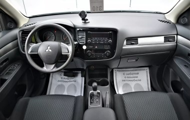 Mitsubishi Outlander Intense S80 2.0 CVT превью 10