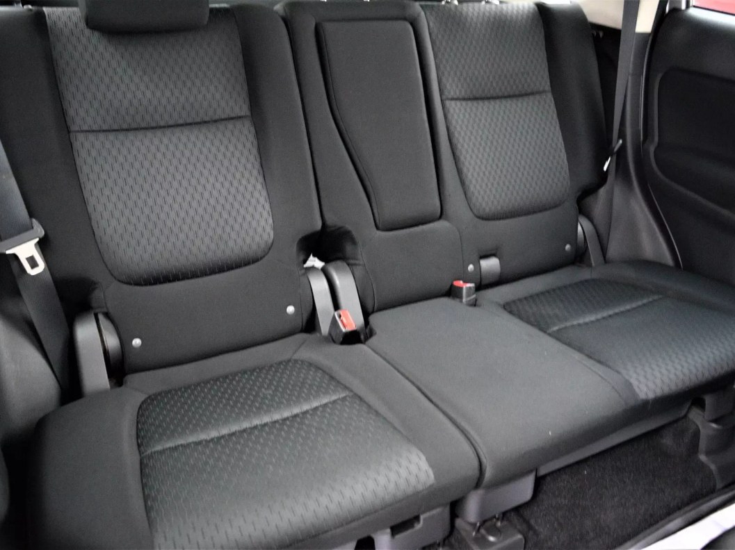 Mitsubishi Outlander Intense S80 2.0 CVT фото 13