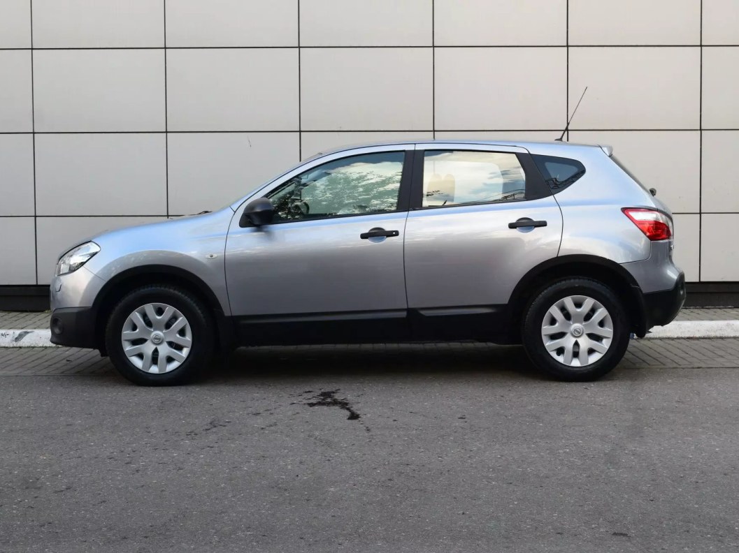 Nissan Qashqai 2.0 МКПП фото 5