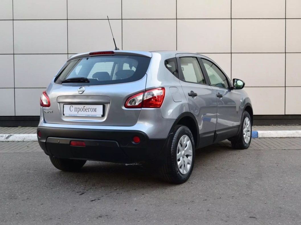 Nissan Qashqai 2.0 МКПП фото 6