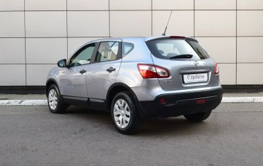 Nissan Qashqai 2.0 МКПП превью 8