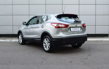 Nissan Qashqai SE 2.0 CVT превью 8